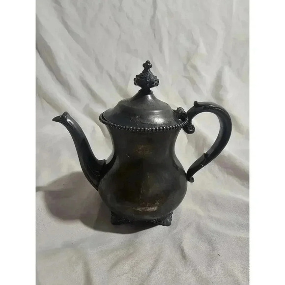 Wallace bros Other - Antique Wallace Bros Quadruple plate teapot